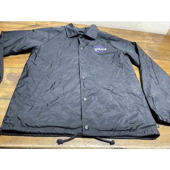 Vans Oogie Boogie Disney Nightmare Before Christmas Windbreaker Jacket Unisex M - Picture 7 of 16